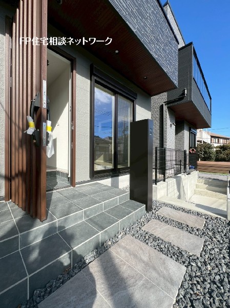 外観:閑静な住宅地で子育て家族にピッタリ。快適な緑に恵まれたエリアで、ゆとりある住環境が整っています。  