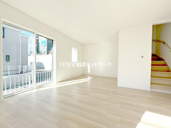 オープンでのびやかな空間を生み出す、広がりとゆとり。家族と過ごす時間を大切にしたい方にぴったりです。