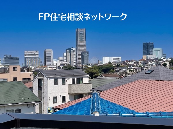 外観:何処までも見渡せる眺望。見下ろすことは出来ても、見られることがないというのは、都会では贅沢ですね。