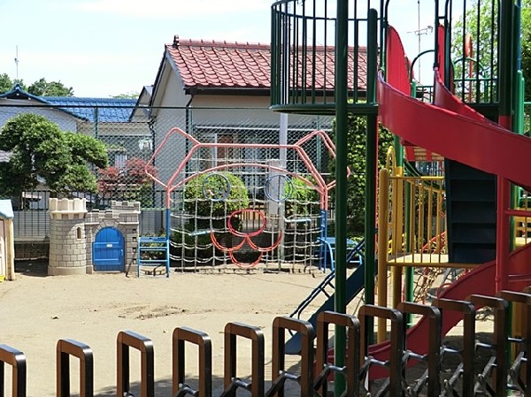 周辺環境:三ツ沢幼稚園(三ツ沢公園近くにあり、自然環境に恵まれている幼稚園。夕涼み会やおもちつきなど楽しい行事があります。)