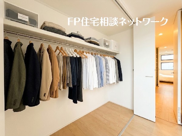 本画像はAIがCGで家具・小物作成しています。現地には設置されておらず販売価格に含まれておりません。  
