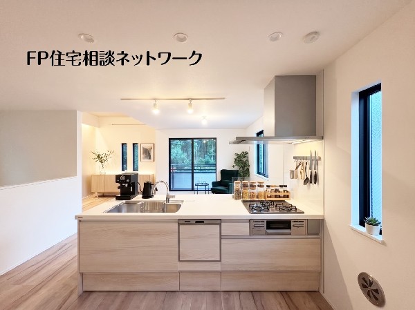 本画像はAIがCGで小物等を作成しています。現地には設置されておらず販売価格に含まれておりません。