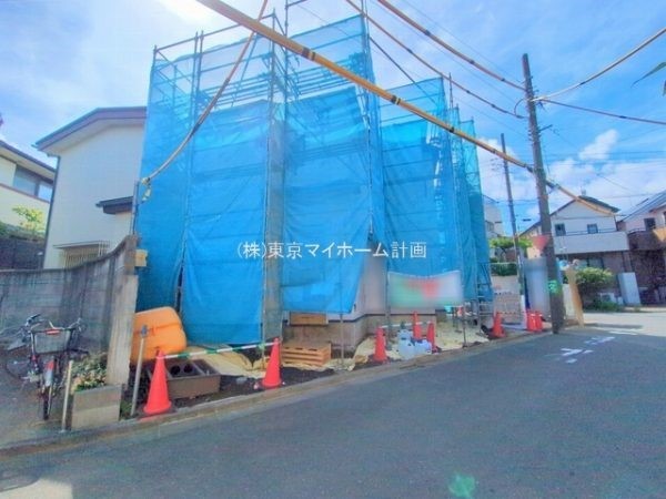 外観:現地外観写真（建築中）