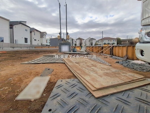 外観:現地外観写真（建築中）