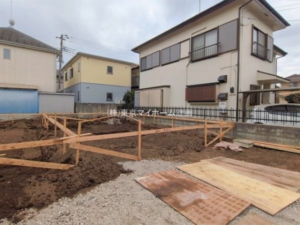 外観:現地外観写真（建築中）