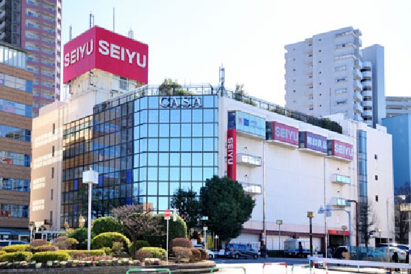 周辺環境:西友ひばりヶ丘店(食料品やファッションを中心に、日用品や家電など品揃えも豊富。買い物しやすい環境が整備されている施設です。)