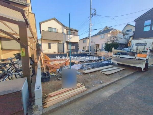 外観:現地外観写真（建築中）