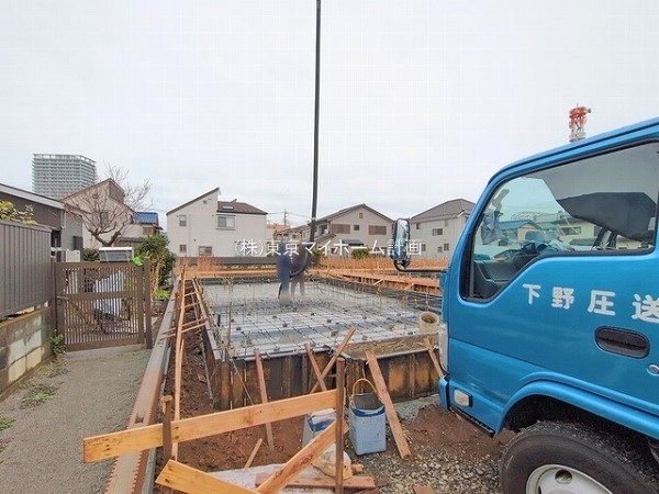 外観:現地外観写真（建築中）