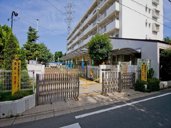 周辺環境:たきやま保育園(子供一人一人の気持ちを温かく受け止め、保育園での生活がゆったりと安定したなかでおくれるように配慮し、安心して自分自身を発揮できるよう努めています。)