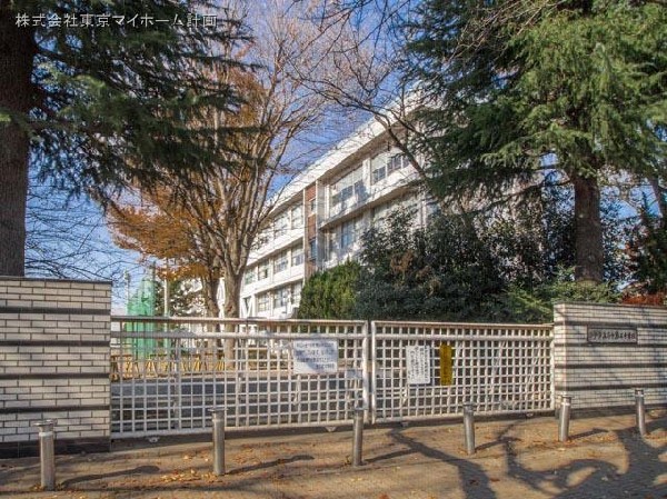 周辺環境:府中市立府中第二中学校