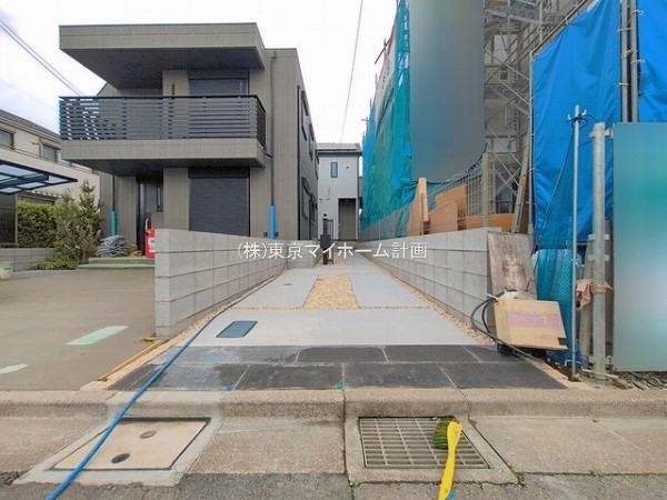 外観:現地外観写真（建築中）