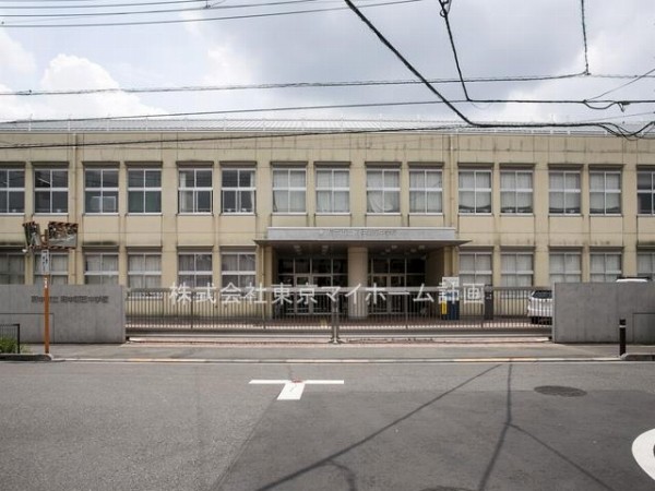 周辺環境:府中市立府中第三中学校