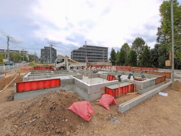 外観:現地外観写真（建築中）