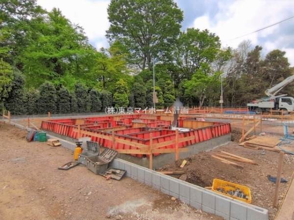 外観:現地外観写真（建築中）