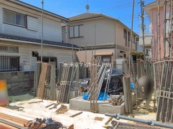 外観:現地外観写真（建築中）