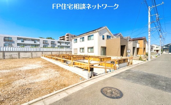 外観:現地写真（建築中）