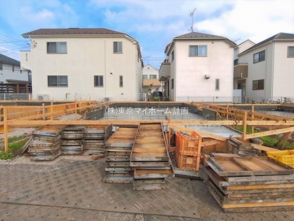 外観:現地外観写真（建築中）