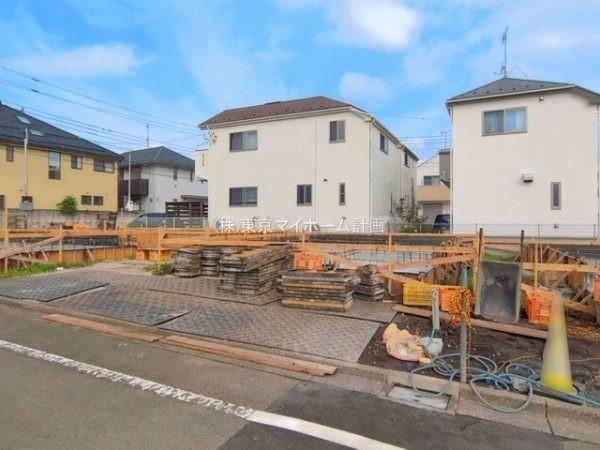 外観:現地外観写真（建築中）