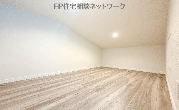 小屋裏収納