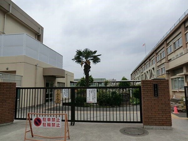 周辺環境:東大和市立第二小学校