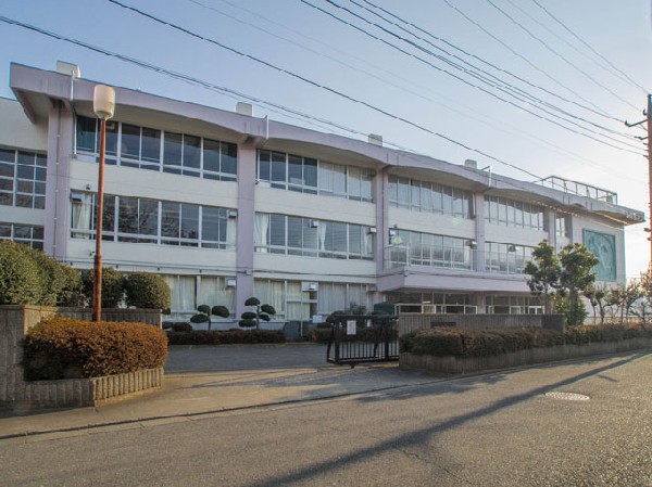 周辺環境:清瀬市立清瀬第五中学校