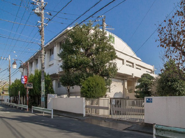 周辺環境:府中市立新町小学校